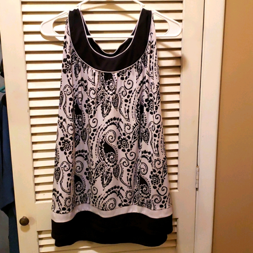 White and Black Paisley Top